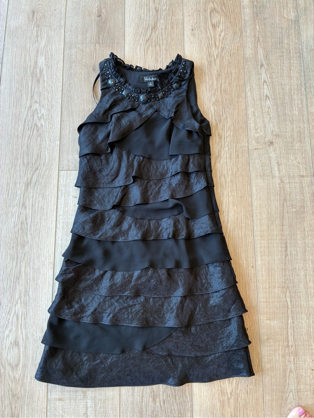 1920s style Flapper dress black sleeveless ruffled by SL Fashions knee length 6